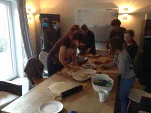 ... alle bei der Arbeit ...